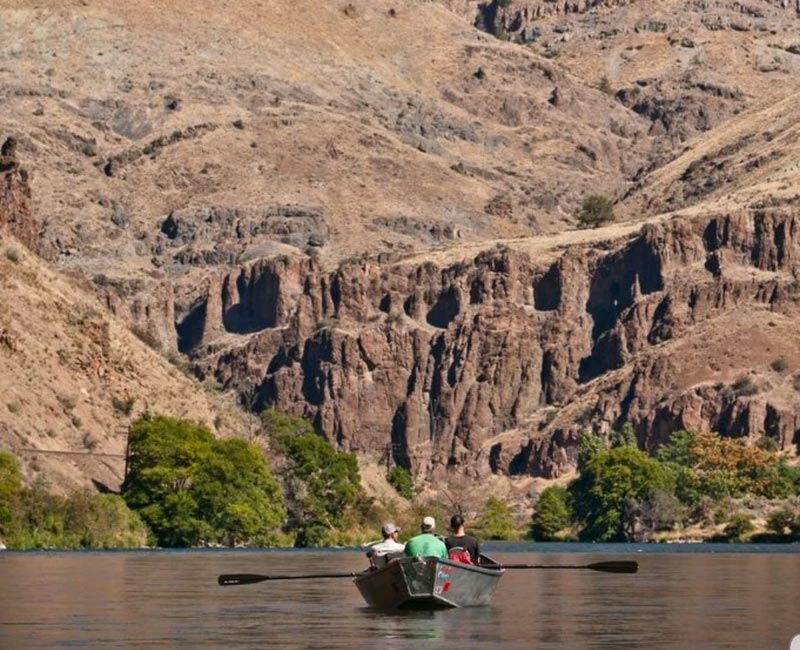 Get Lost! (On the Deschutes River)