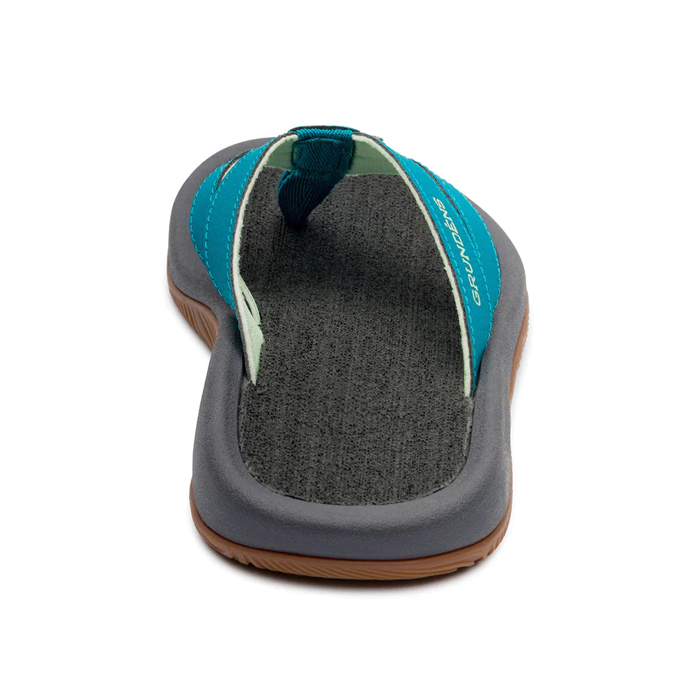 Grundéns W's Deck Mate 5-Point Sandal
