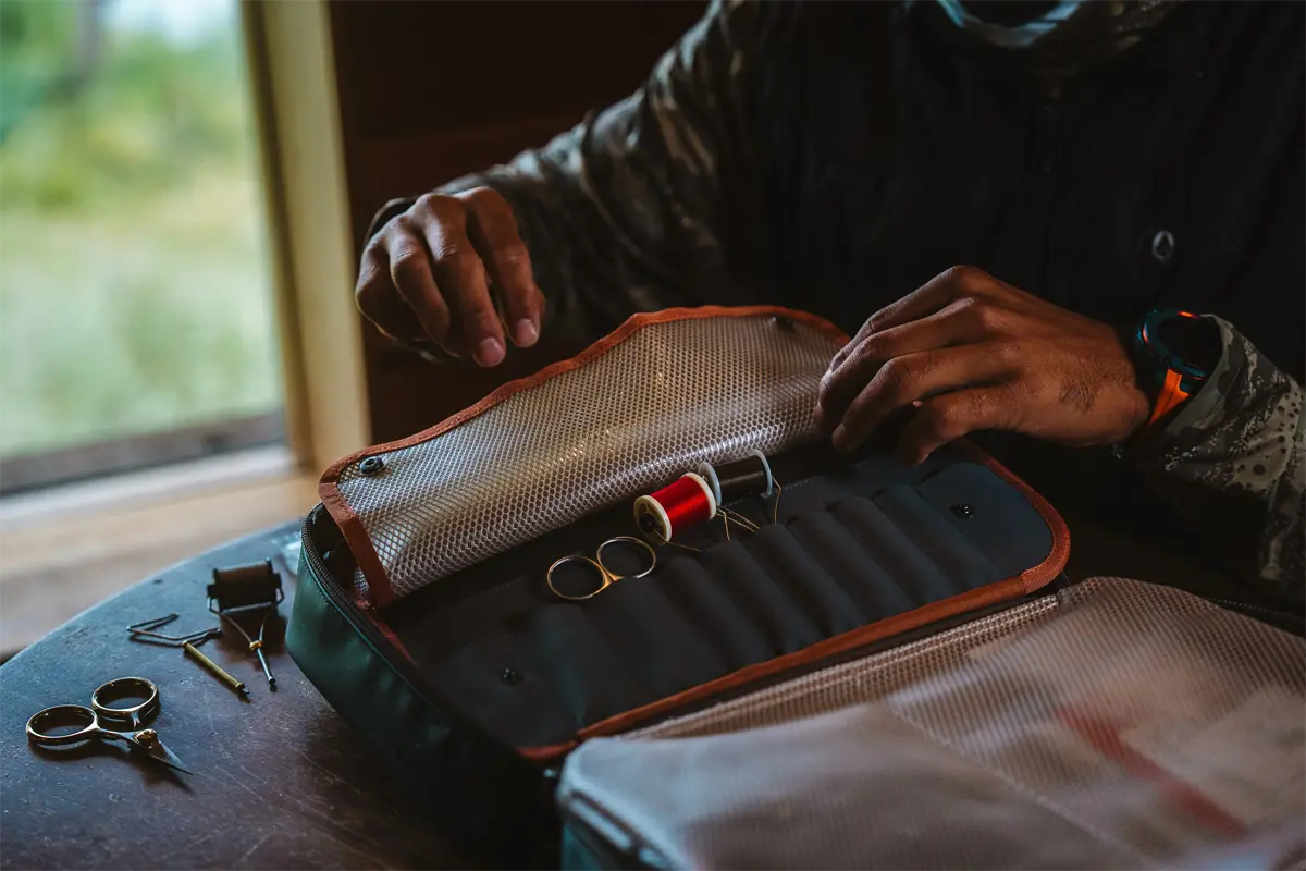 Fishpond Backwater Fly Tying Kit