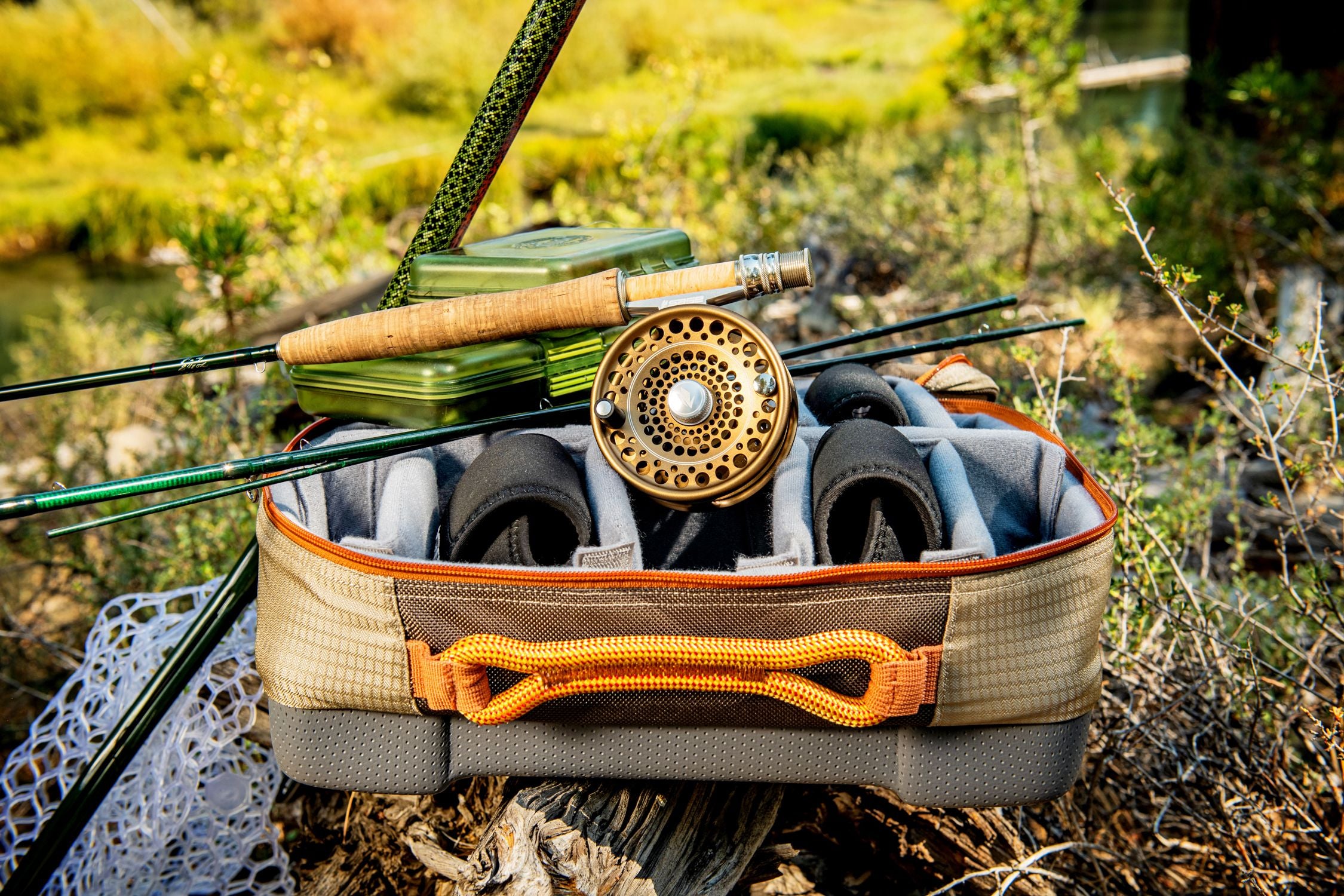 bronze fly reel The Shop's L2A Fly Its unique concave spool design not only boosts line capacity but also enhances drag smoothness Sage Trout 4/5/6 Fly Reel